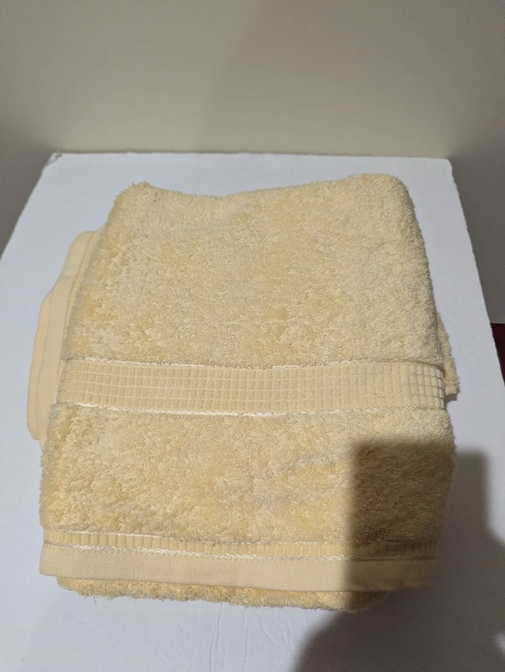 NEW Lot Of 2 Bianca Premium Very Soft Cotton Bath Towels - Light Yellow